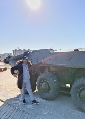 Авзалшо из Душанбе 19 лет