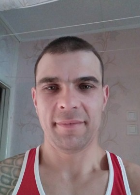 Игорь, 41, Россия, Железногорск (Красноярский край)