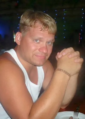 Михаил из Покровска 46 лет