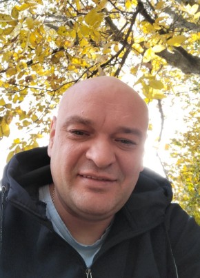 Максим, 32, Россия, Зверево
