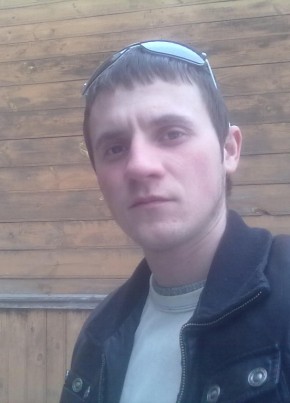  Максим, 32, Россия, Белоомут