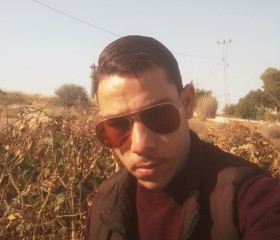 Malek, 26, Irbid
