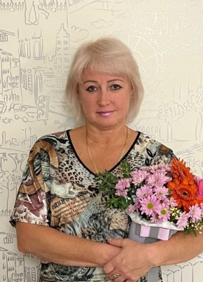 Эвелин, 57, Россия, Краснодар