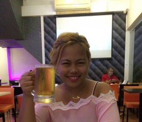 angelou, 30, Rockhampton