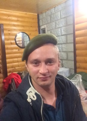 Максим, 32, Россия, Бронницы