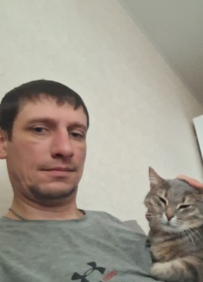 Валентин, 41, Россия, Казань