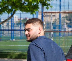 Emil, 18, Baku