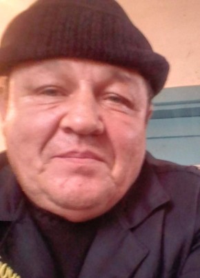 Павел из Коченёво 64 года