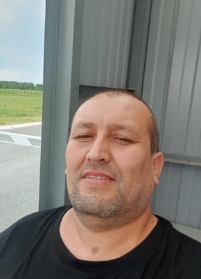 Umarbek из Оша 44 года