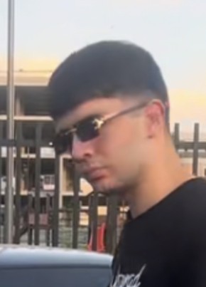 Kolya из Феодосии 20 лет