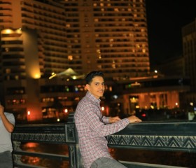 Hossam, 20, Cairo