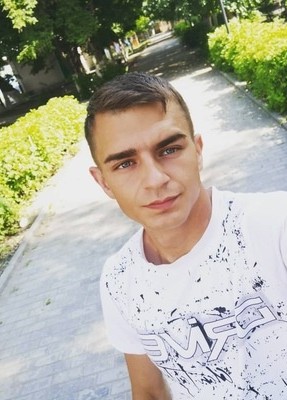 Илья, 26, Россия, Балаково