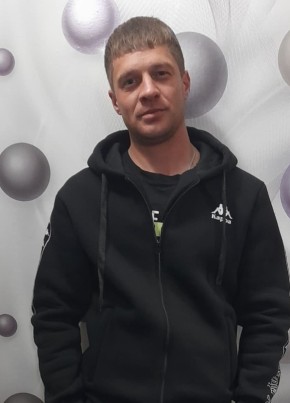 Aleksandr, 37, Russia, Orenburg