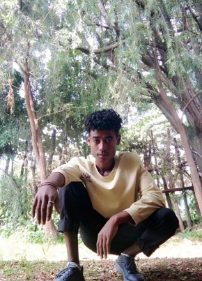 John, 19, Ethiopia, Addis Ababa