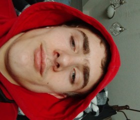 Noah Chislett, 18, Barrie