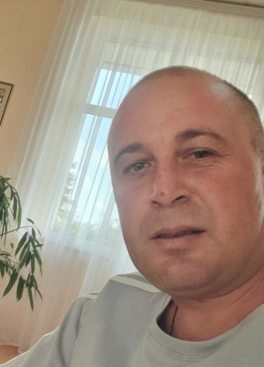 Михаил из Ессентуки 39 лет