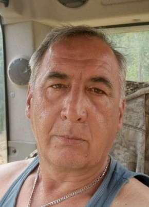 Умид из Надыма 53 года