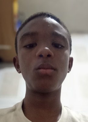 RG из Duque de Caxias 18 лет