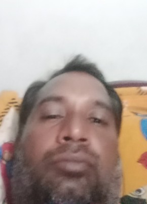 Senthil, 40, India, Chennai