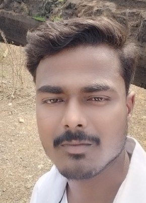 Akkii, 28, India, Wai