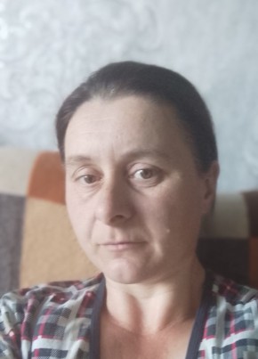 Вика, 40, Россия, Иркутск