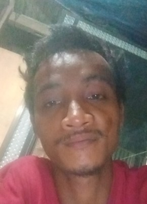 Aris, 20, Indonesia, Polewali