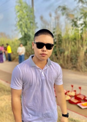 Sarawut, 21, ราชอาณาจักรไทย, กรุงเทพมหานคร