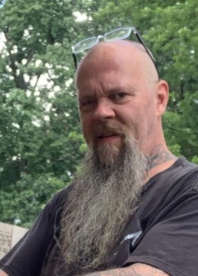 ROGER WHITE, 52, United States of America, Buffalo (State of New York)