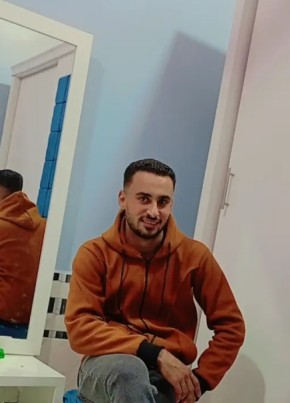 خالد جمال, 18, United Arab Emirates, Sharjah