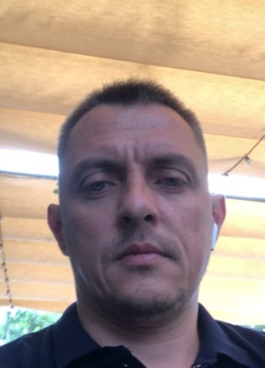 Владимир из Батайска 44 года
