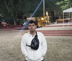 Ismael, 21, Asuncion