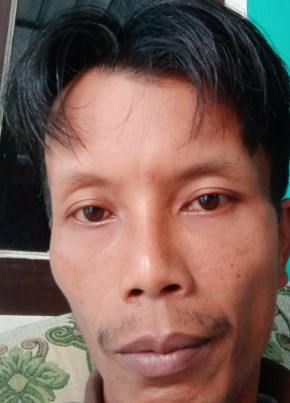 Rustandi Ruslan, 40, Indonesia, Ciranjang-hilir