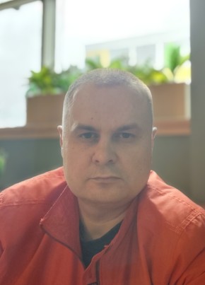 Роман из Брянска 39 лет