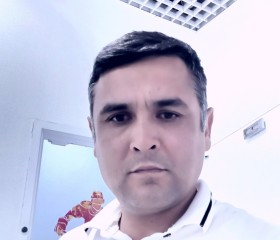 Alik, 37, Hong Kong