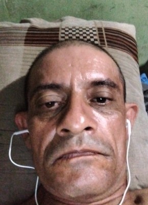 Roberto из Liberia 52 года