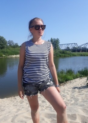 Елена, 28, Россия, Михайловка