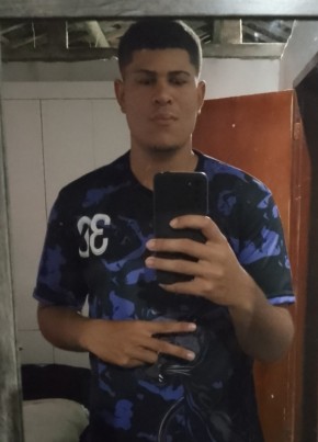 Vitor, 18, República Federativa do Brasil, Itabaiana (Paraíba)
