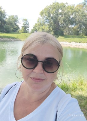 Elena, 52, Russia, Saint Petersburg