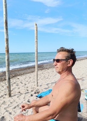 Aleksandr из Калининграда 49 лет
