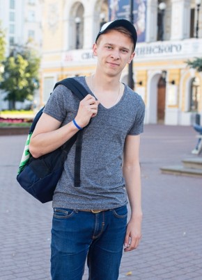 Макс, 29, Россия, Омск