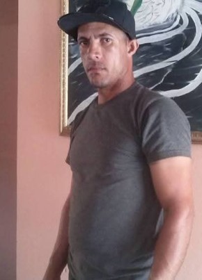 Carlos из San Felipe de Puerto Plata 47 лет