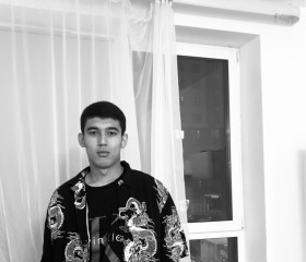 Bekhruz, 18, Brussels