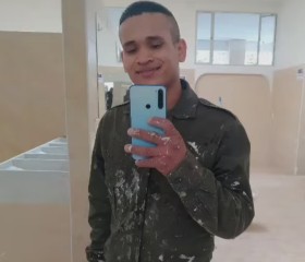 Yeiner, 18, El Banco