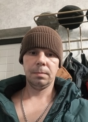 Иван из Новосибирска 39 лет