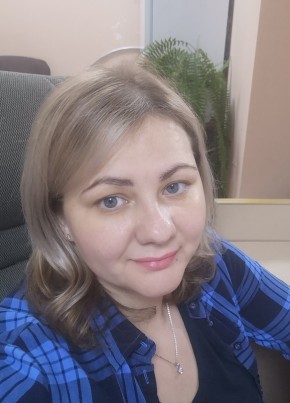 Елена, 36, Россия, Нижневартовск