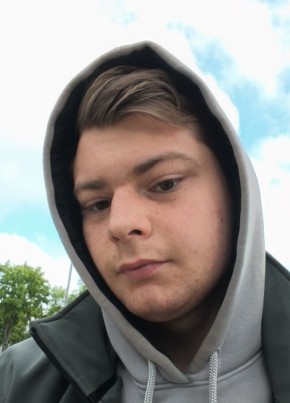 Андрей из Наваполацка 21 год