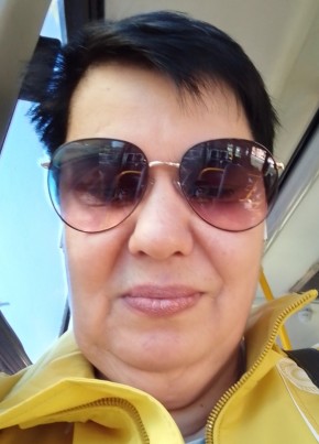 Светлана из Колпино 62 года