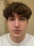 Ilya, 18, Moscow