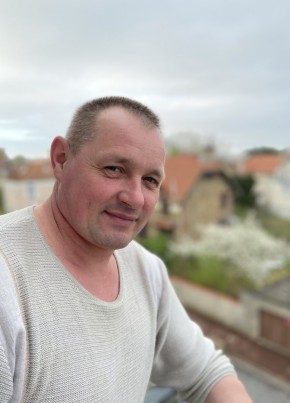 Anatolie, 53, République Française, Charenton-le-Pont