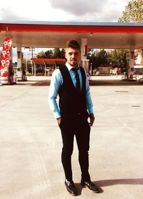 Sedat Çakal, 31, Türkiye Cumhuriyeti, Korkuteli